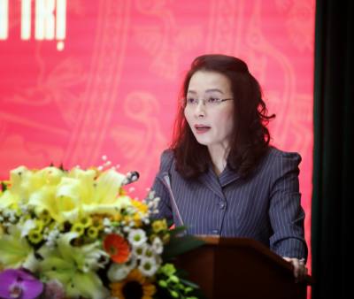 Đồng chí Nguyễn Thị Hương, Phó Bí thư Tỉnh ủy, Chủ tịch HĐND tỉnh, phát biểu tại Hội nghị. Ảnh: Danh Lam - TTXVN 
