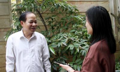 Ông Nguyễn Hồ Cảnh, nguyên Phó Hiệu trưởng Trường Chính trị tỉnh Nghệ An cho rằng sắp xếp, tinh gọn bộ máy là bước đột phá để thay đổi quan điểm, thay đổi tư duy theo cách làm công ăn lương. Ảnh: Bích Huệ – TTXVN
