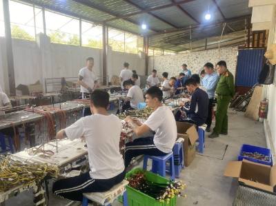 Phòng Cảnh sát điều tra tội phạm về ma túy, Công an thành phố Hải Phòng tiếp nhận 2 Cơ sở cai nghiện ma tuý. Ảnh: TTXVN phát 