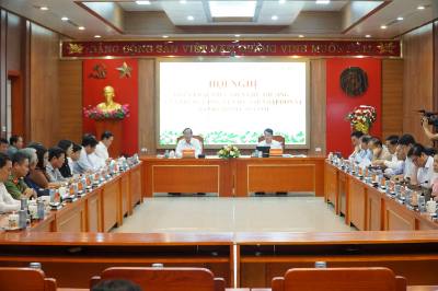 Hội nghị do Bí thư Tỉnh ủy Khánh Hòa Nghiêm Xuân Thành và Bí thư Tỉnh ủy Ninh Thuận Nguyễn Đức Thanh đồng chủ trì. Ảnh: Đặng Tuấn - TTXVN