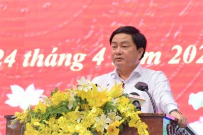 Bí thư Tỉnh ủy Long An Nguyễn Văn Quyết phát biểu chỉ đạo Hội nghị. Ảnh: TTXVN phát