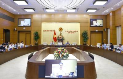 Quang cảnh phiên họp. Ảnh: Doãn Tấn - TTXVN