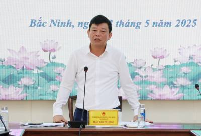 Phó Chủ tịch UBND tỉnh Bắc Ninh Ngô Tân Phượng phát biểu tại Hội nghị. Ảnh: Thanh Thương - TTXVN