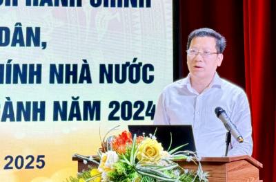 Giám đốc Sở Văn hóa, Thể thao và Du lịch tỉnh Quảng Ninh Nguyễn Việt Dũng phát biểu tại Hội nghị. Ảnh: Văn Đức - TTXVN