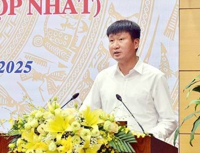 Bí thư Tỉnh ủy Yên Bái Trần Huy Tuấn trình bày báo cáo tại hội nghị. Ảnh: TTXVN phát