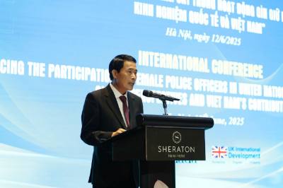 Thượng tướng Lê Quốc Hùng, Thứ trưởng Bộ Công an phát biểu khai mạc hội thảo. Ảnh: TTXVN phát