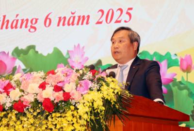 Bí thư Tỉnh ủy Quảng Ninh Vũ Đại Thắng phát biểu chỉ đạo. Ảnh: Văn Đức - TTXVN