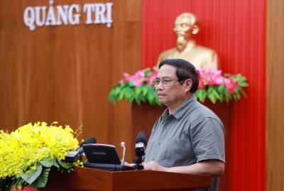 Thủ tướng Phạm Minh Chính kết luận buổi làm việc với Ban Thường vụ Tỉnh uỷ Quảng Trị. Ảnh: Dương Giang-TTXVN