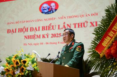 Thượng tướng Phạm Hoài Nam, Ủy viên Trung ương Đảng, Ủy viên Quân ủy Trung ương, Thứ trưởng Bộ Quốc phòngphát biểu chỉ đạo Đại hội. Ảnh: Hiền Hạnh - TTXVN 