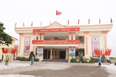 Phường Tây Hoa Lư, tỉnh Ninh Bình tích cực chuẩn bị cho công tác chuẩn bị Đại hội đại biểu Đảng bộ phường. Ảnh: Đức Phương - TTXVN