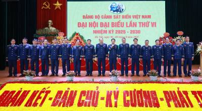 Ban chấp hành Đảng bộ Cảnh sát biển Việt Nam nhiệm kỳ 2025 - 2030. Ảnh: TTXVN phát