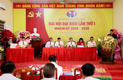 Đại hội đại biểu Đảng bộ xã Lao Chải (Tuyên Quang) lần thứ nhất, nhiệm kỳ 2025-2030. Ảnh: Đức Thọ - TTXVN