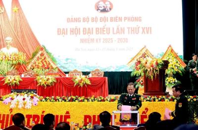 Các đại biểu bỏ phiếu bầu Ban Chấp hành Đảng bộ Bộ đội Biên phòng khoá XVI, nhiệm kỳ 2025 - 2030. Ảnh: Tuấn Anh - TTXVN