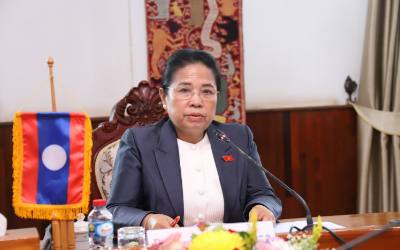 Phó Trưởng ban Tổ chức Trung ương Lào Boudsadi Thanameung phát biểu tại Hội đàm. Ảnh: Xuân Tú - PV TTXVN tại Lào