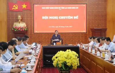 Bí thư Tỉnh ủy Lai Châu Giàng Páo Mỷ chủ trì hội nghị. Ảnh: Nguyễn Oanh-TTXVN