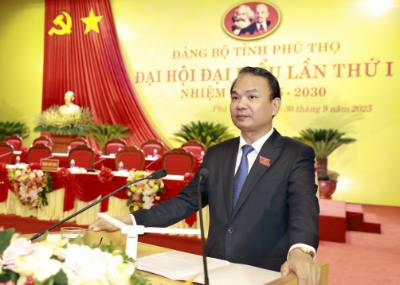 Bí thư tỉnh Phú Thọ Đặng Xuân Phong phát biểu khai mạc phiên họp. Ảnh: Hoàng Hùng -TTXVN