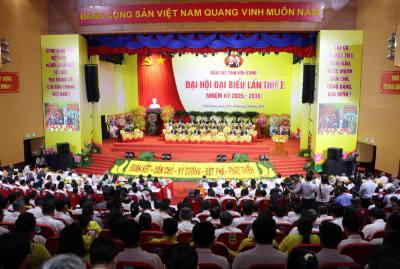 Quang cảnh bế mạc Đại hội đại biểu Đảng bộ tỉnh Vĩnh Long lần thứ nhất, nhiệm kỳ 2025 -2030. Ảnh: Phạm Minh Tuấn-TTXVN