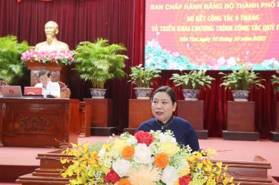 Bà Hồ Thị Cẩm Đào, Phó Bí thư Thành ủy, Chủ tịch Ủy ban MTTQ Việt Nam thành phố Cần Thơ, phát biểu. Ảnh: Ngọc Thiện- TTXVN.