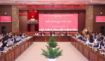 Khai mạc Hội nghị lần thứ hai BCH Đảng bộ thành phố Hà Nội khóa XVIII. Ảnh: Văn Điệp - TTXVN