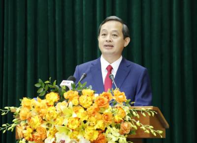 Phó Bí thư Tỉnh ủy Bắc Ninh Phạm Hoàng Sơn phát biểu nhận nhiệm vụ mới. Ảnh: Đồng Thúy-TTXVN