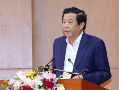 Đồng chí Bùi Văn Nghiêm, Uỷ viên Trung ương Đảng, Phó Trưởng Ban Nội chính Trung ương phát biểu tại hội nghị. Ảnh: Phương Hoa - TTXVN