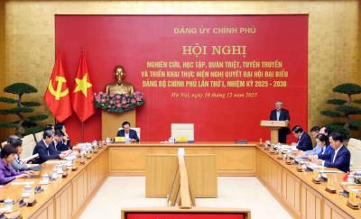 Đồng chí Nguyễn Hòa Bình, Ủy viên Bộ Chính trị, Phó Bí thư Thường trực Đảng ủy, Phó Thủ tướng Thường trực Chính phủ phát biểu chỉ đạo hội nghị. Ảnh: Phạm Kiên - TTXVN