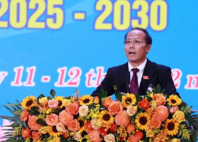 Ông Nguyễn Khắc Hà, Phó Bí thư Tỉnh ủy, Chủ tịch Ủy ban MTTQ Việt Nam tỉnh Khánh Hòa, phát biểu tại Đại hội. Ảnh: Phan Sáu - TTXVN