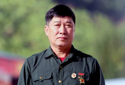 Ông Vì Văn Sáy, Chi hội trưởng Chi hội Cựu Chiến binh bản Tà Làng Thấp, xã Chiềng Hặc, tỉnh Sơn La đặt niềm tin, kỳ vọng vào sự lãnh đạo của Đảng, Nhà nước và những mục tiêu xây dựng, phát triển đất nước trong giai đoạn mới. Ảnh: Quang Quyết - TTXVN