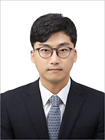 Phó Giáo sư chuyên ngành Nghiên cứu Việt Nam thuộc khoa Nghiên cứu châu Á và Trung Đông, Đại học Dankook (Hàn Quốc) Beak Yong Hun. Ảnh: Đức Thắng - PV TTXVN tại Hàn Quốc