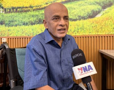 Ông Veeramalla Anjaiah, nhà nghiên cứu cao cấp của Trung tâm Nghiên cứu Đông Nam Á (CSEAS) tại Jakarta, trả lời phỏng vấn. Ảnh: Minh Thái - Phóng viên TTXVN tại Indonesia. 