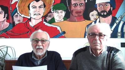 Ông Renato Darsie và ông Franco Nube trả lời phòng viên TTXVN. Ảnh: Thanh Hải - PV TTXVN tại Italy