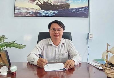 Ông Trần Trung Dũng, Bí thư Đảng ủy xã Trung Ngãi kỳ vọng lớn vào những quyết sách mang tính chiến lược, dài hạn, sát thực tiễn hơn đối với khu vực nông thôn và vùng Đồng bằng sông Cửu Long. Ảnh: Phạm Minh Tuấn-TTXVN