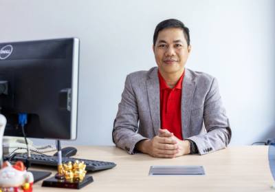 Ông Nguyễn Sơn Thủy, Giám đốc Công ty TNHH Visit Indochina (Đà Nẵng), kỳ vọng Đại hội XIV sẽ đề ra những định hướng chiến lược mang tính đột phá, tiếp tục khẳng định khu vực kinh tế tư nhân là một động lực quan trọng của tăng trưởng. Ảnh: TTXVN phát