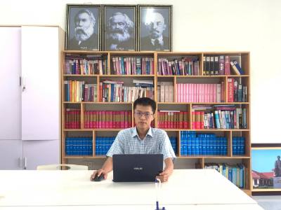 Tiến sĩ Nguyễn Duy Quý, Trường Đại học Sư phạm – Đại học Đà Nẵng kỳ vọng về một giai đoạn phát triển bứt phá của đất nước. Ảnh: Anh Dũng - TTXVN

