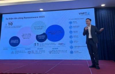 Thạc sỹ Trịnh Quốc Bảo, Phó Giám đốc Trung tâm Kinh doanh Giải pháp - VNPT Đà Nẵng cho biết, Đảng đã khẳng định một cách nhất quán rằng khoa học, công nghệ, đổi mới sáng tạo và chuyển đổi số là động lực trung tâm của phát triển – đây là bước phát triển mới trong tư duy chiến lược. Ảnh: TTXVN phát